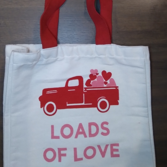 Mabelle reuseable canvas tote red truck Hearts - Picture 2 of 5